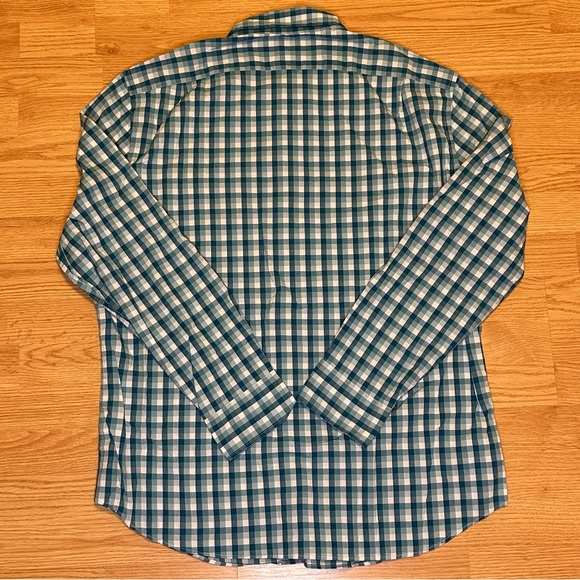 J. Crew Men’s Classic Shirt - Picture 3 of 3